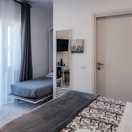 게스트하우스 Capitani 4*